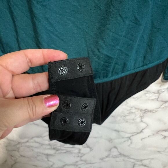 Page Suvi Bodysuit in Midnight Cyan Size M - Picture 6 of 11